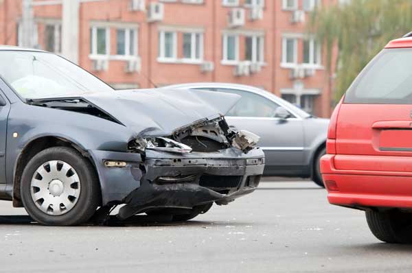 blog-car-crash Canoga Park Trucking Accident Attorney