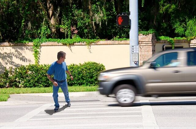 auto-vs-pedestrian_640x423 auto vs pedestrian